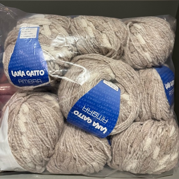 NWT Seven skeins of Lana Gatto Yarn + Bonus two skeins opened/used - Picture 6 of 7
